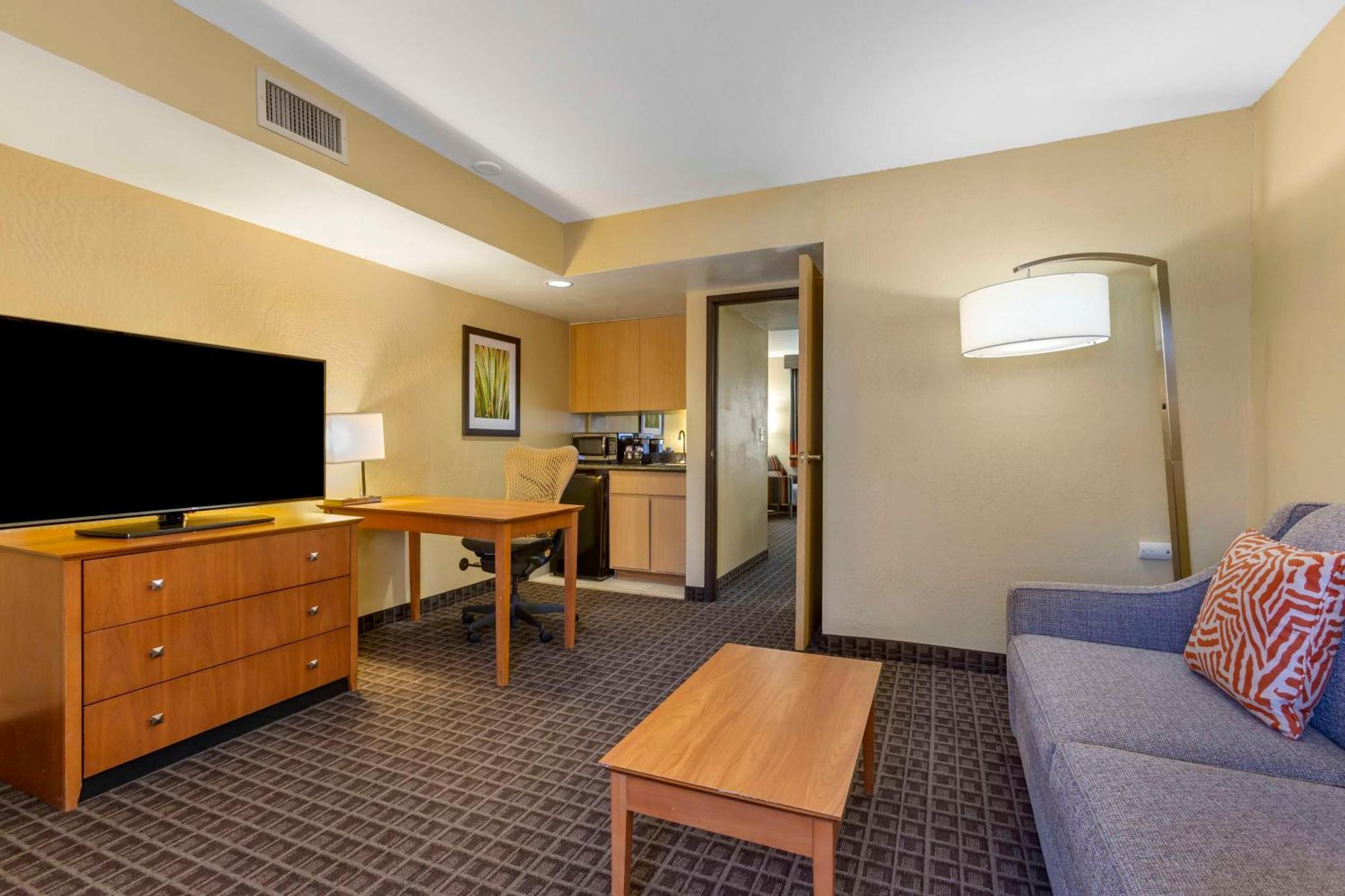 เบสต์ เวสเทิร์น พลัส สกอตส์เดล ธันเดอร์เบิร์ด สวีท Hotel สก็อตส์เดล ภายนอก รูปภาพ